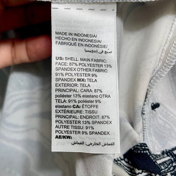 Chico's Zenergy Black & White Paisley Print Zip-Up Sport  Jacket Size 2 / US 12/ - Picture 5 of 12